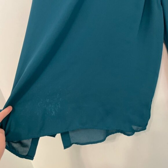 TORRID 2 Plus Size Lace Inset Georgette Blouse Solid Teal Blue Green Long Sleeve - Picture 10 of 16